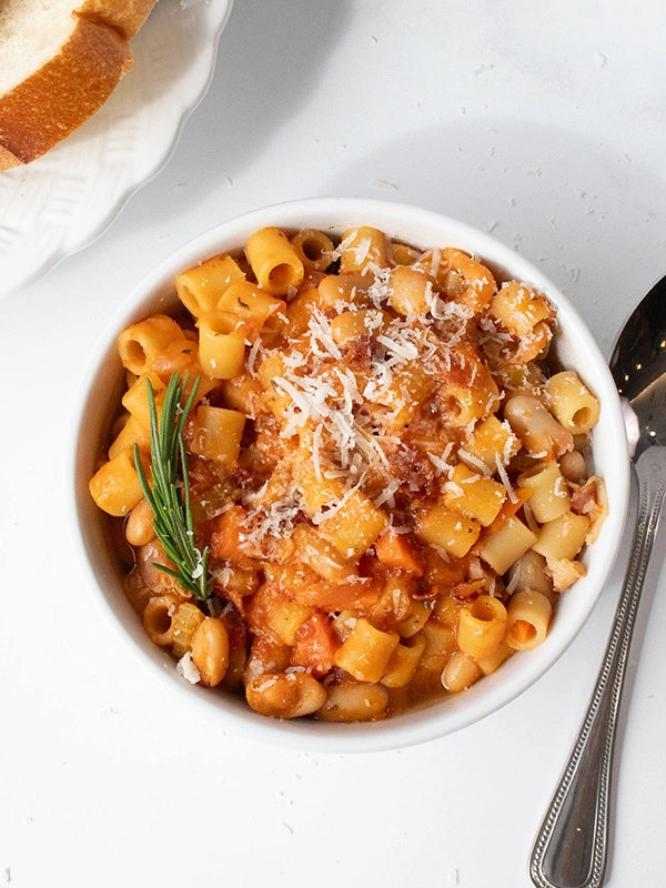 HEARTY PASTA FAGIOLI