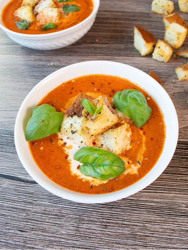 CREAMY ROASTED RED PEPPER AND TOMATO SOUP