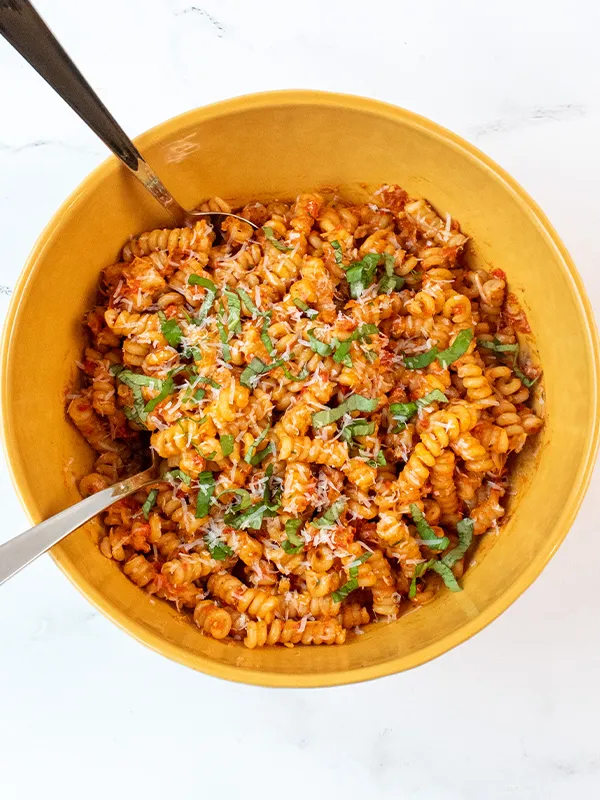 Roasted Red Pepper & Sun Dried Tomato Pasta