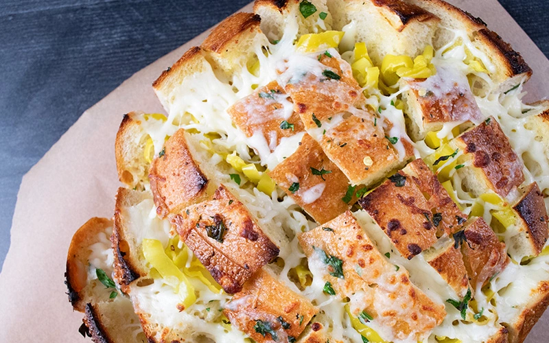 PEPPERONCINI CHEESY PULL BREAD