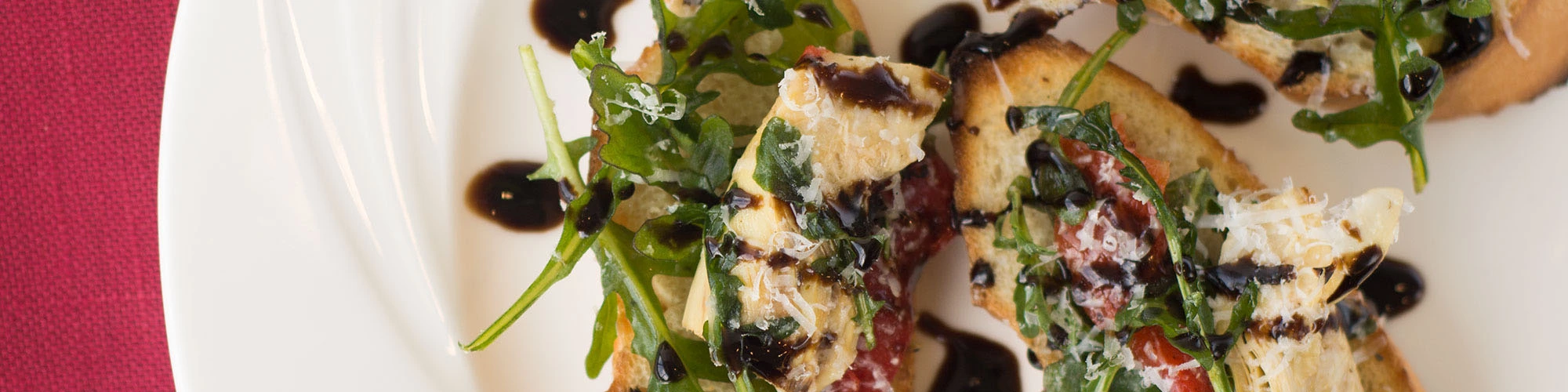 Artichoke Arugula Crostini