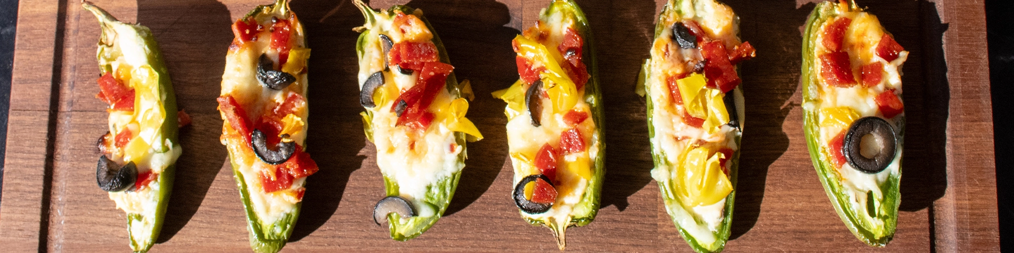Jalapeño Pizza Poppers