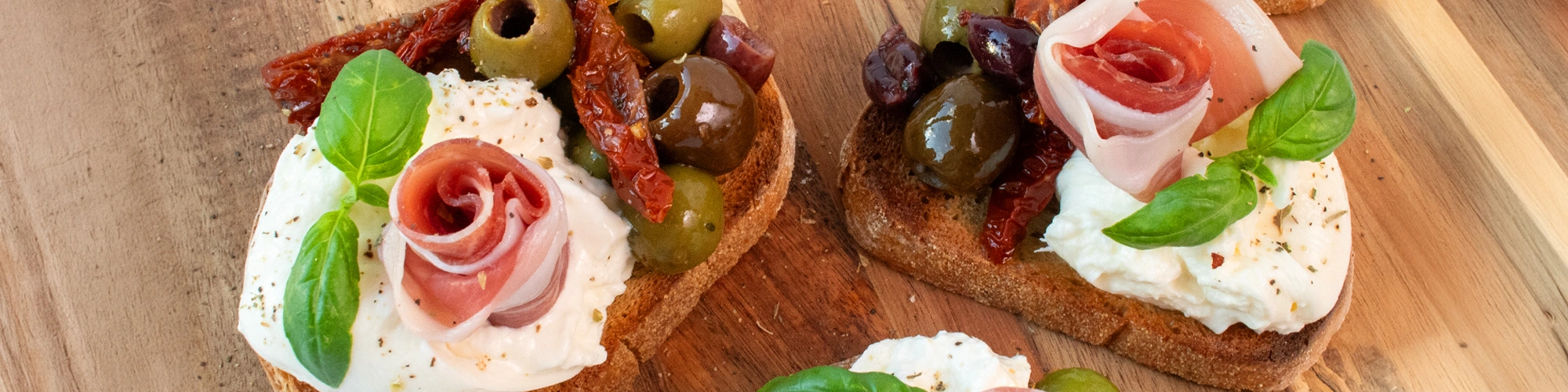 Prosciutto Rose Bruschetta