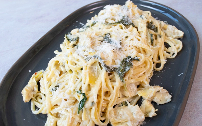 CREAMY ARTICHOKE LINGUINE