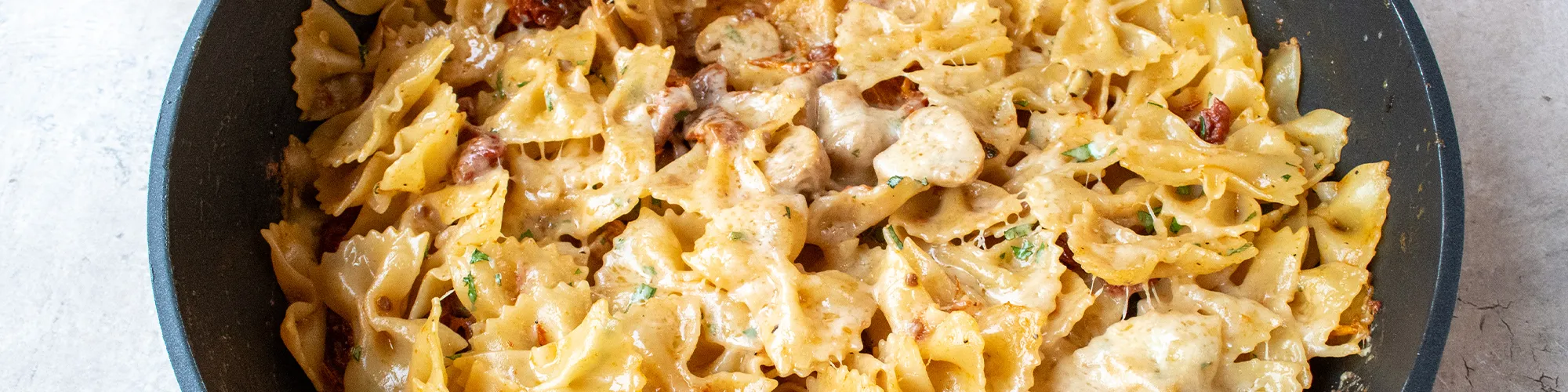 Farfalle with Mushrooms & Sun Dried Tomatoes