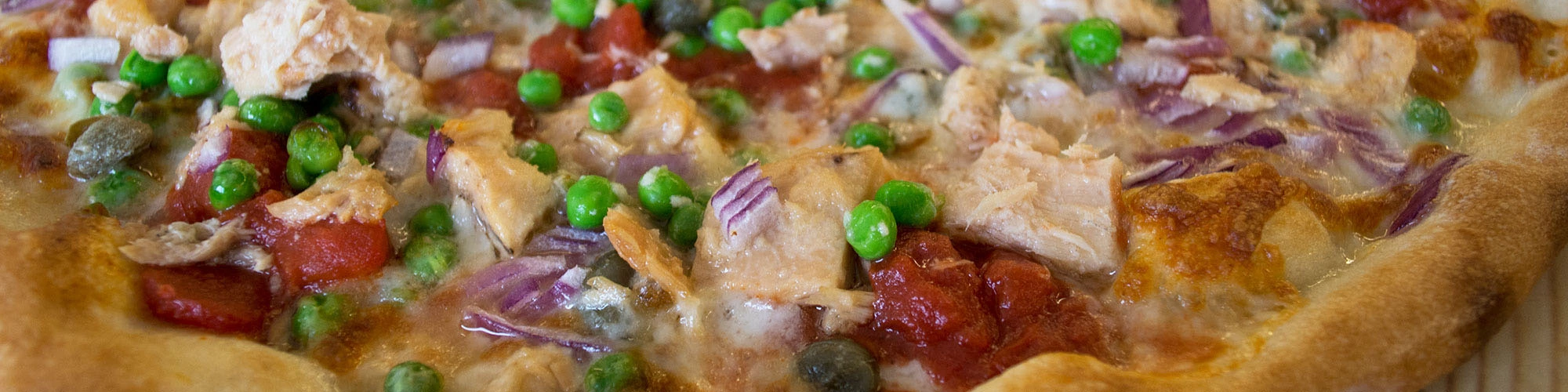 Pizza with Tuna & Peas