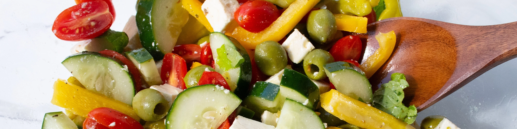 Mediterranean Pepperoncini Salad