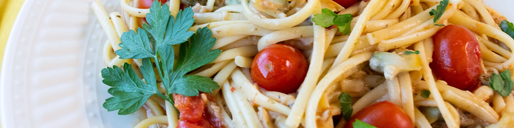Clams & Linguine Amalfi Style