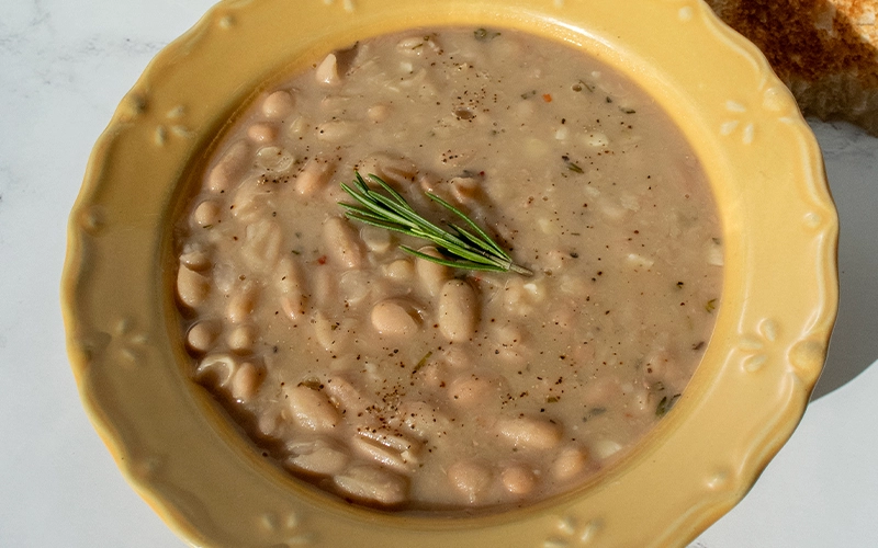 Hearty Rosemary White Bean Soup