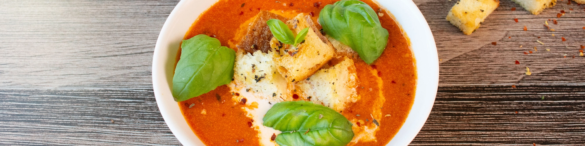 Creamy Roasted Red Pepper and Tomato Soup