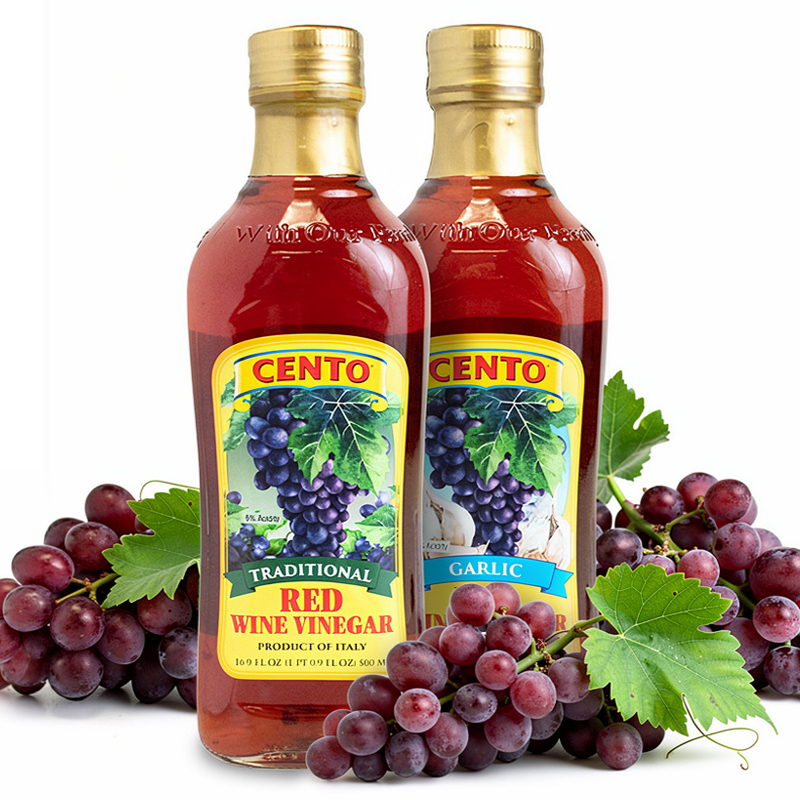 Red Wine Vinegar with grapes