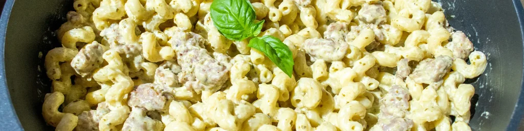Creamy Pesto Sausage Pasta